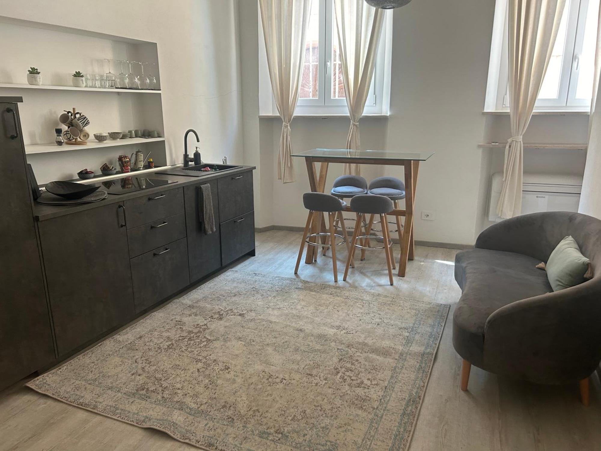 Splendido Loft Centro Storico Appartamento *